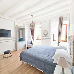  Appartamento Via Vittoria Quattro